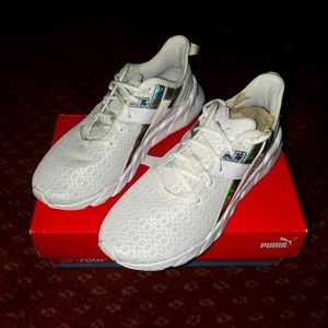 Puma Softfoam Optimal Comfort White XT Iridescent wn's woman's Shoes Size 7.5